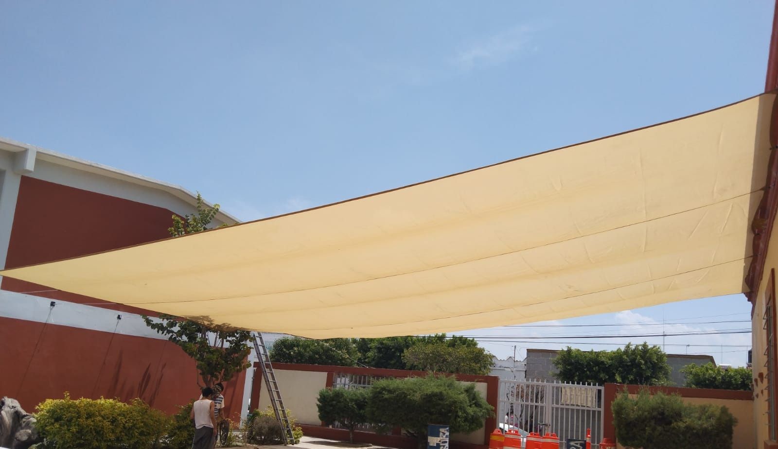 LONAS Y TOLDOS CASA CHABELO SUCURSAL LOMAS