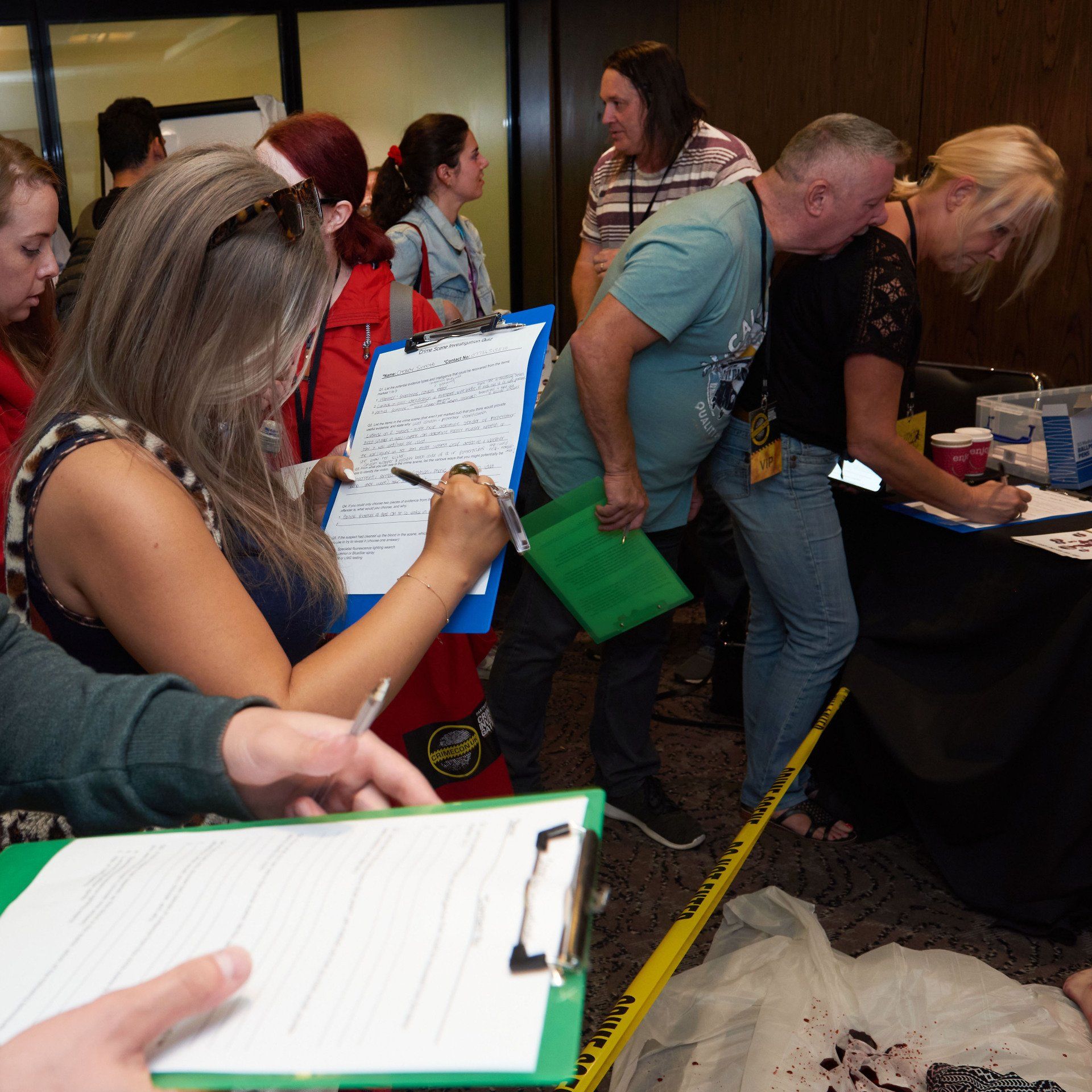 Analyse a Crime Scene at CrimeCon UK using real forensic evidence