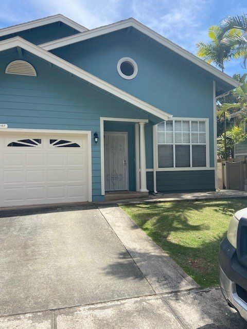 Beautiful Blue House | Oahu, HI | Clinton’s Painting