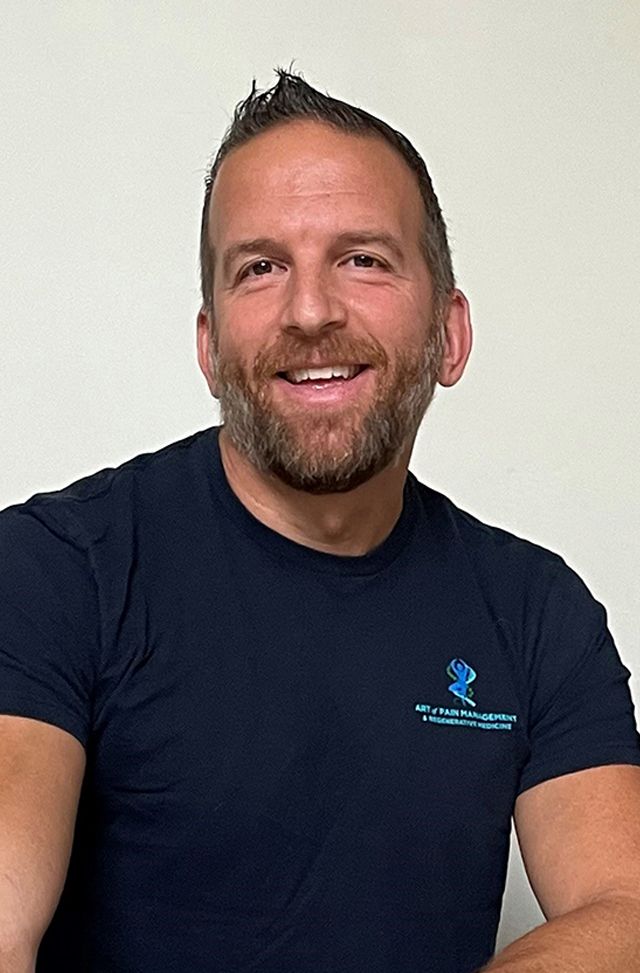 Jarrad Teller, B.S., D.C., member of the Stem Cells Philadelphia team. He has over 25 years of  functional medicine & chiropractic experience in pain management, rehabilitation.