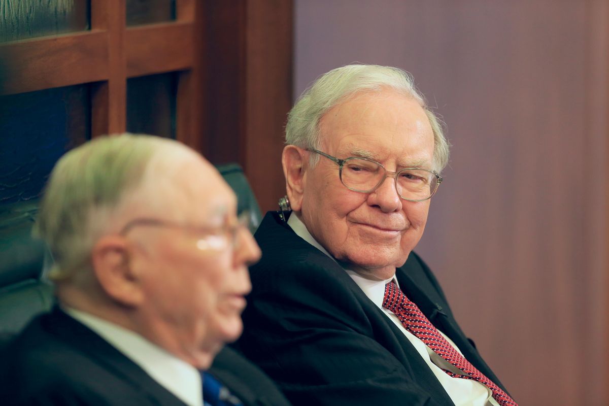 Highlights of Warren Buffett's Annual Investors Meeting What to Learn!
