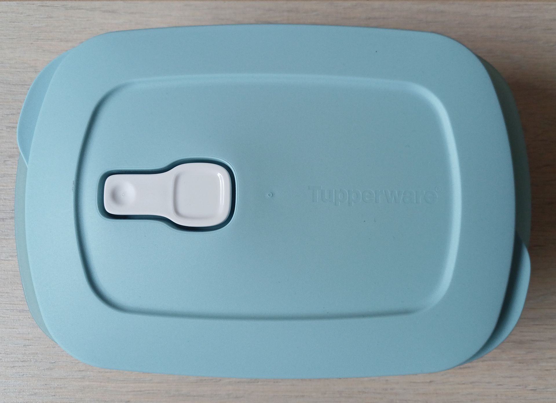 Tupperware lunchbox met 3 vakjes