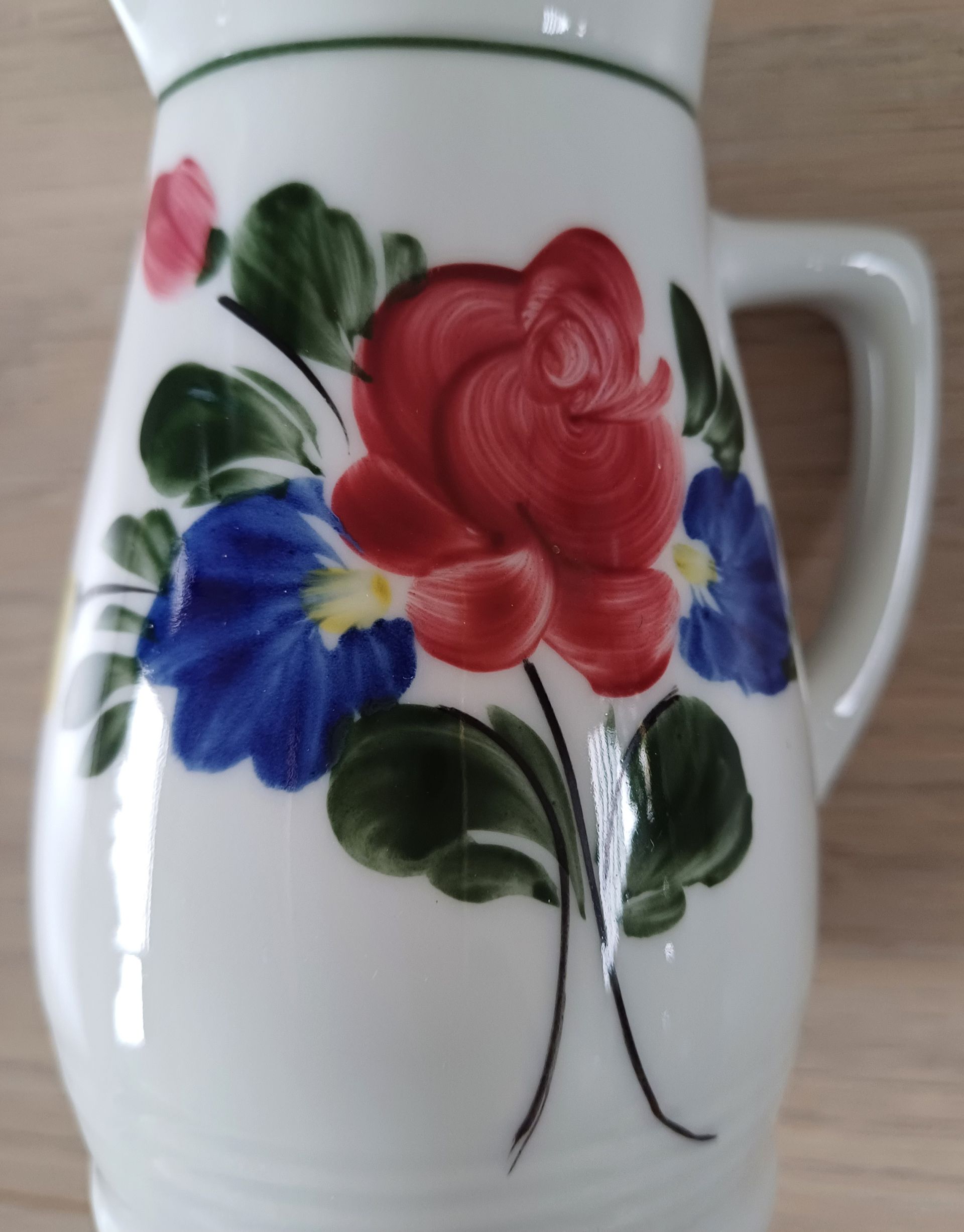 Vintage melkkannetje met bloemmotief van Lilien Porzellan