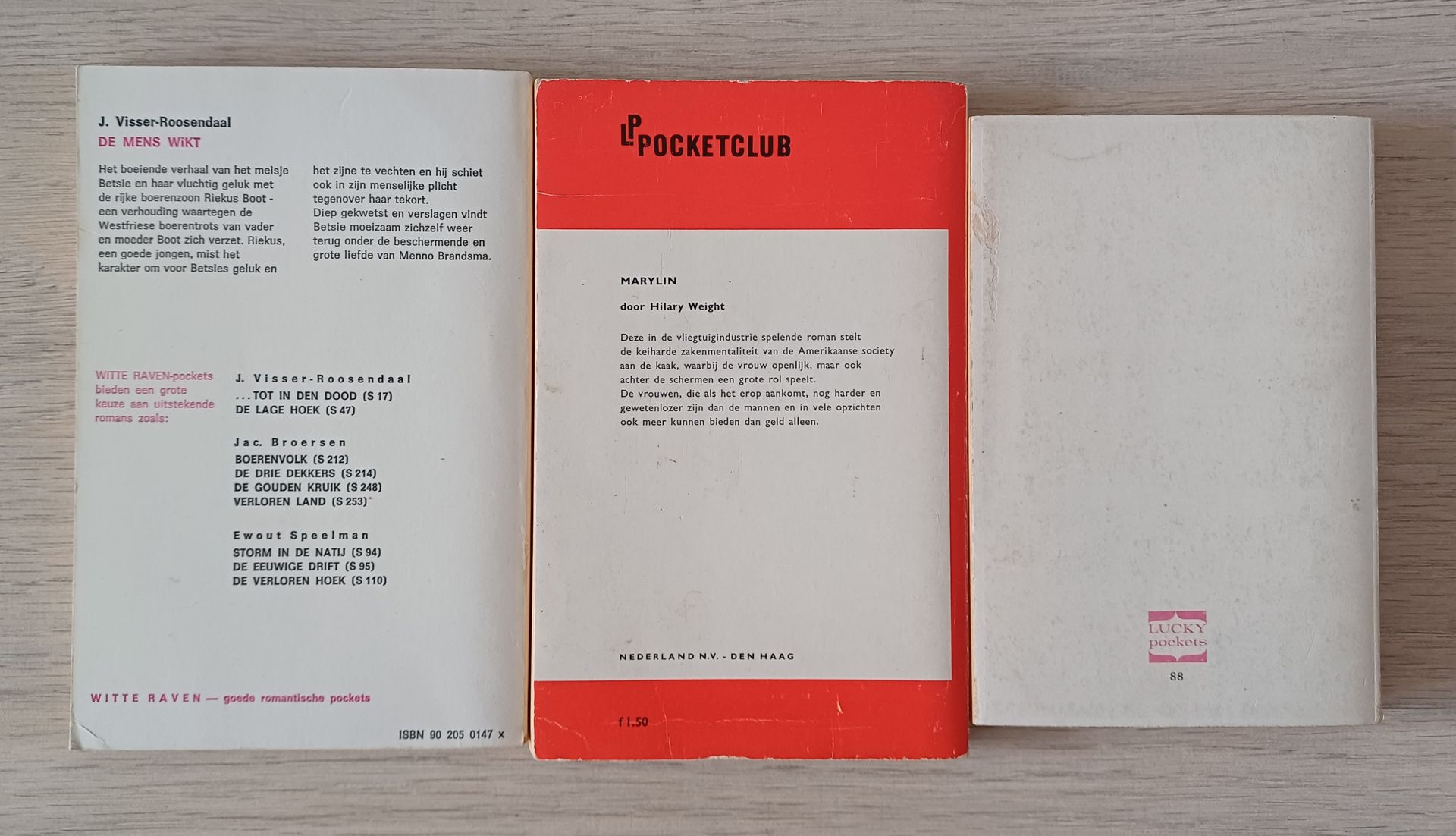 Set van drie verschillende vintage pocket streekromans.