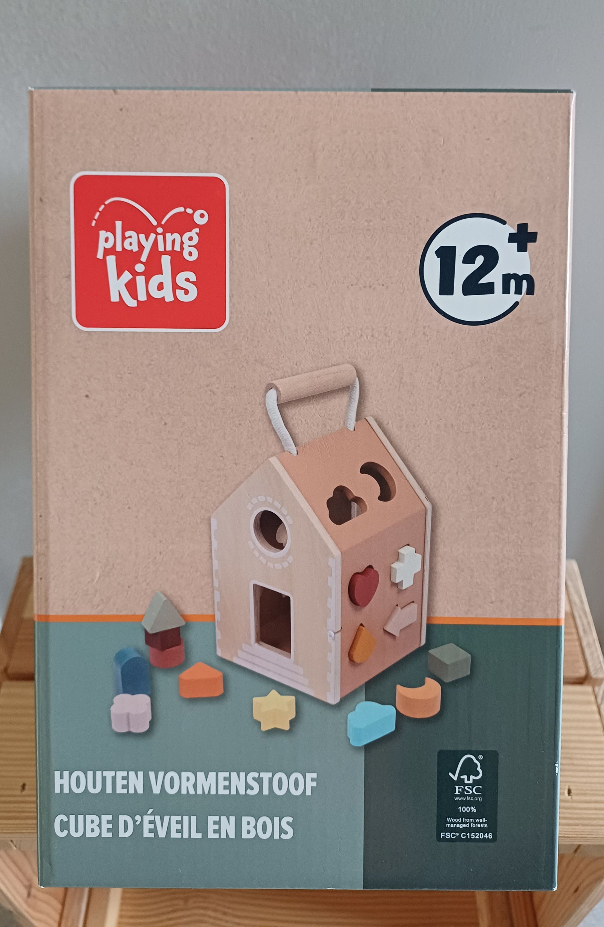 Playing Kids houten vormenstoof.