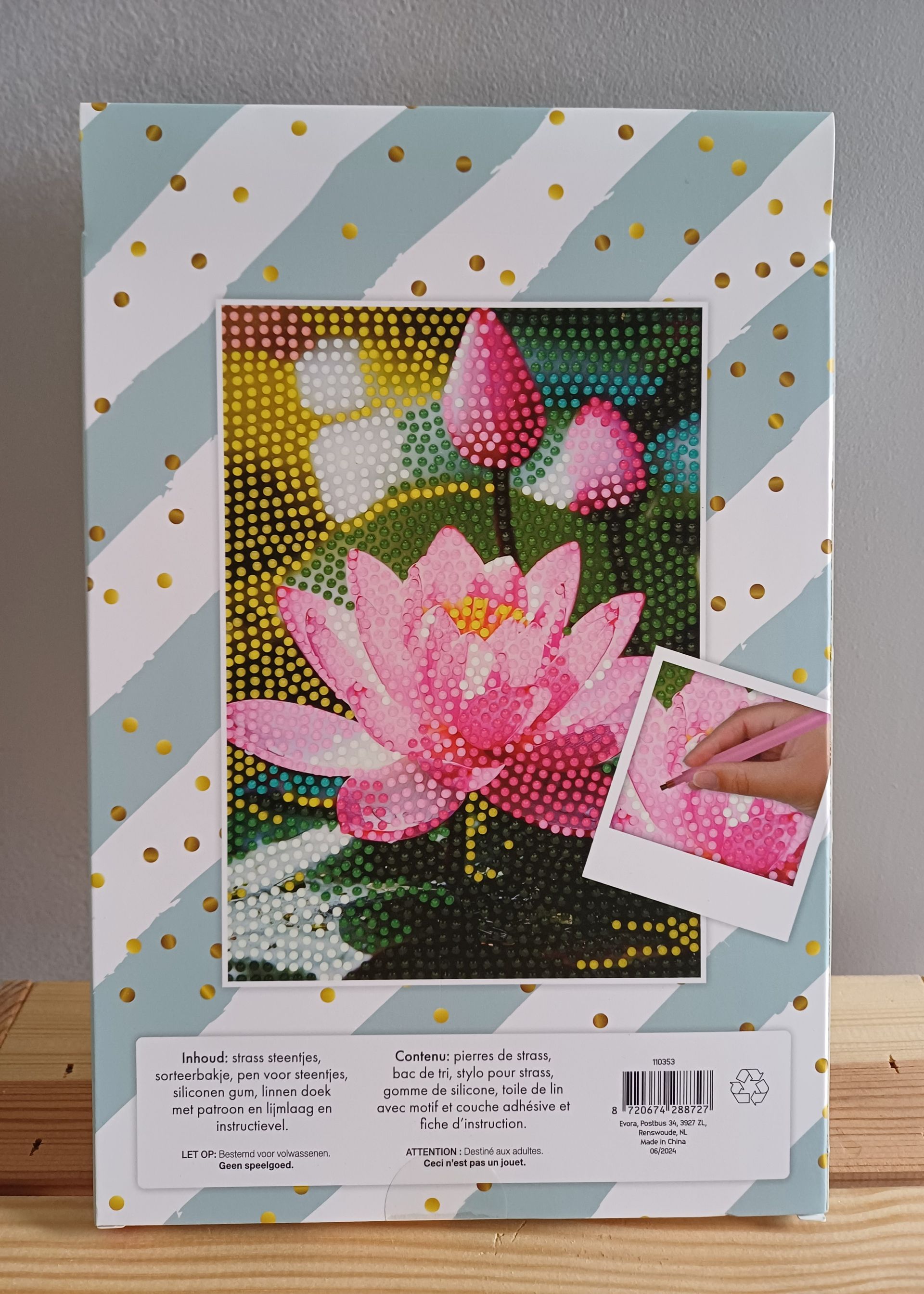 Diamond Painting kleurrijke roze waterlelie - A5 formaat.