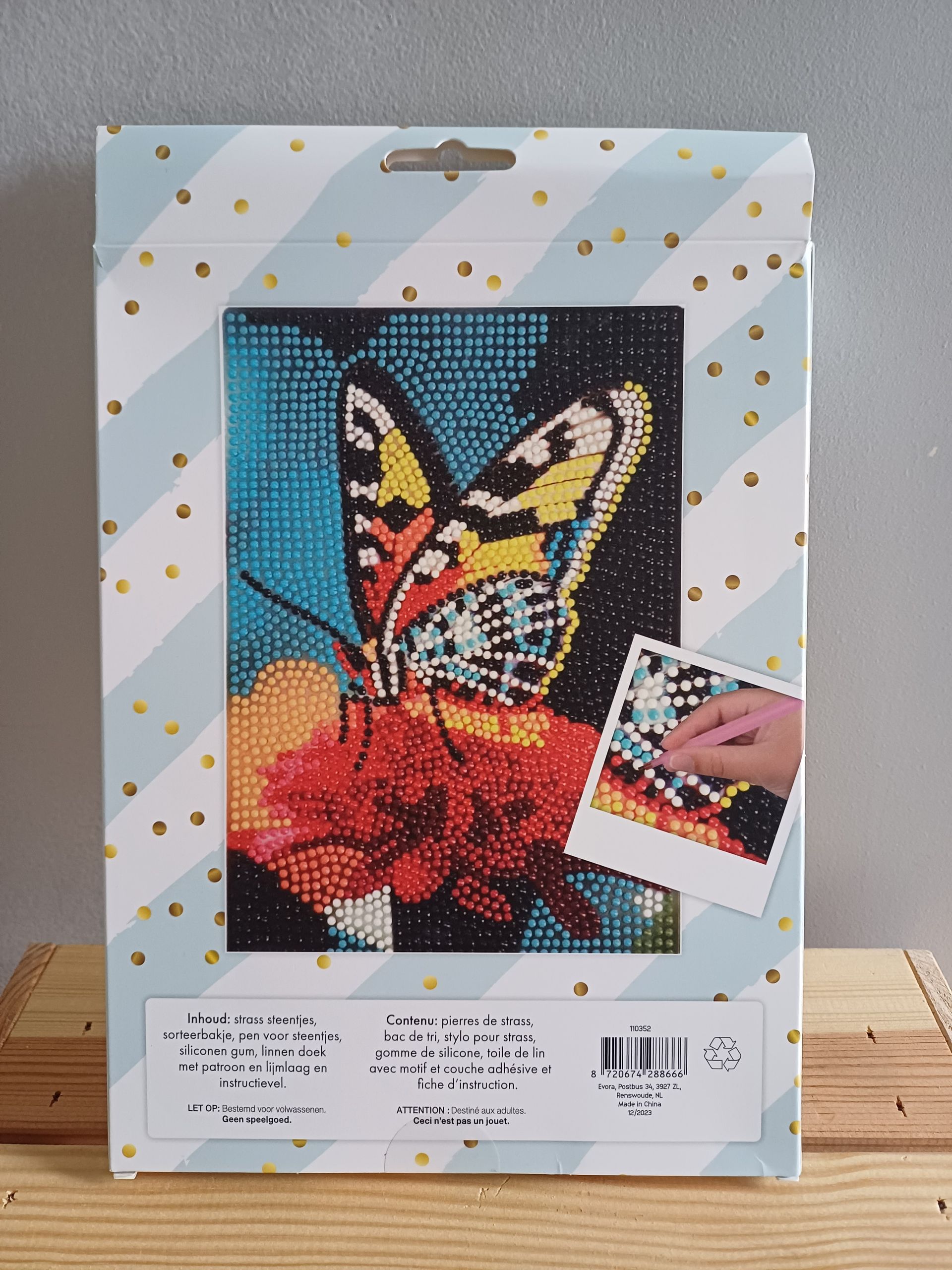 Diamond Painting vlinder op bloem - A5 formaat.