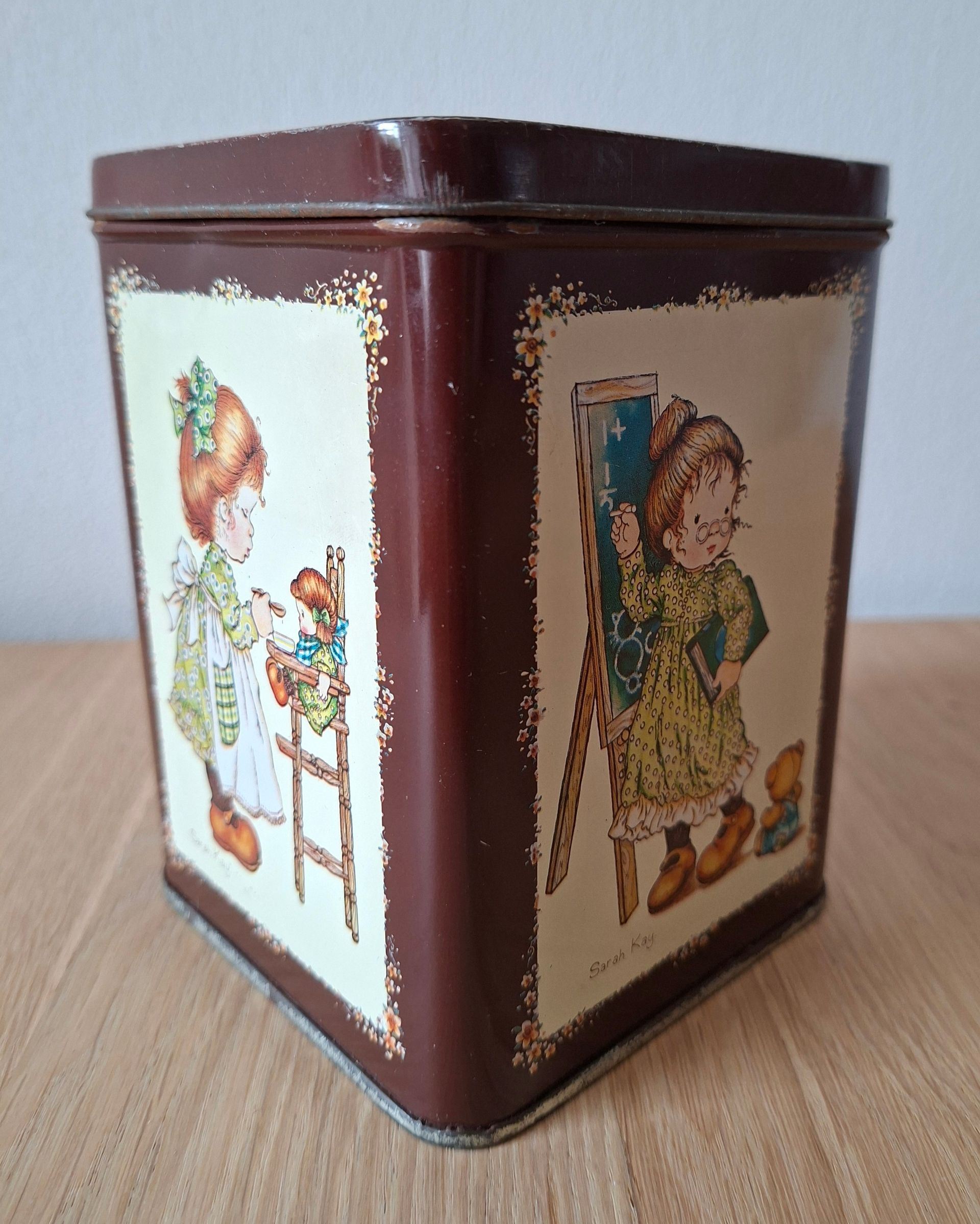 Vintage blikje Sarah Kay