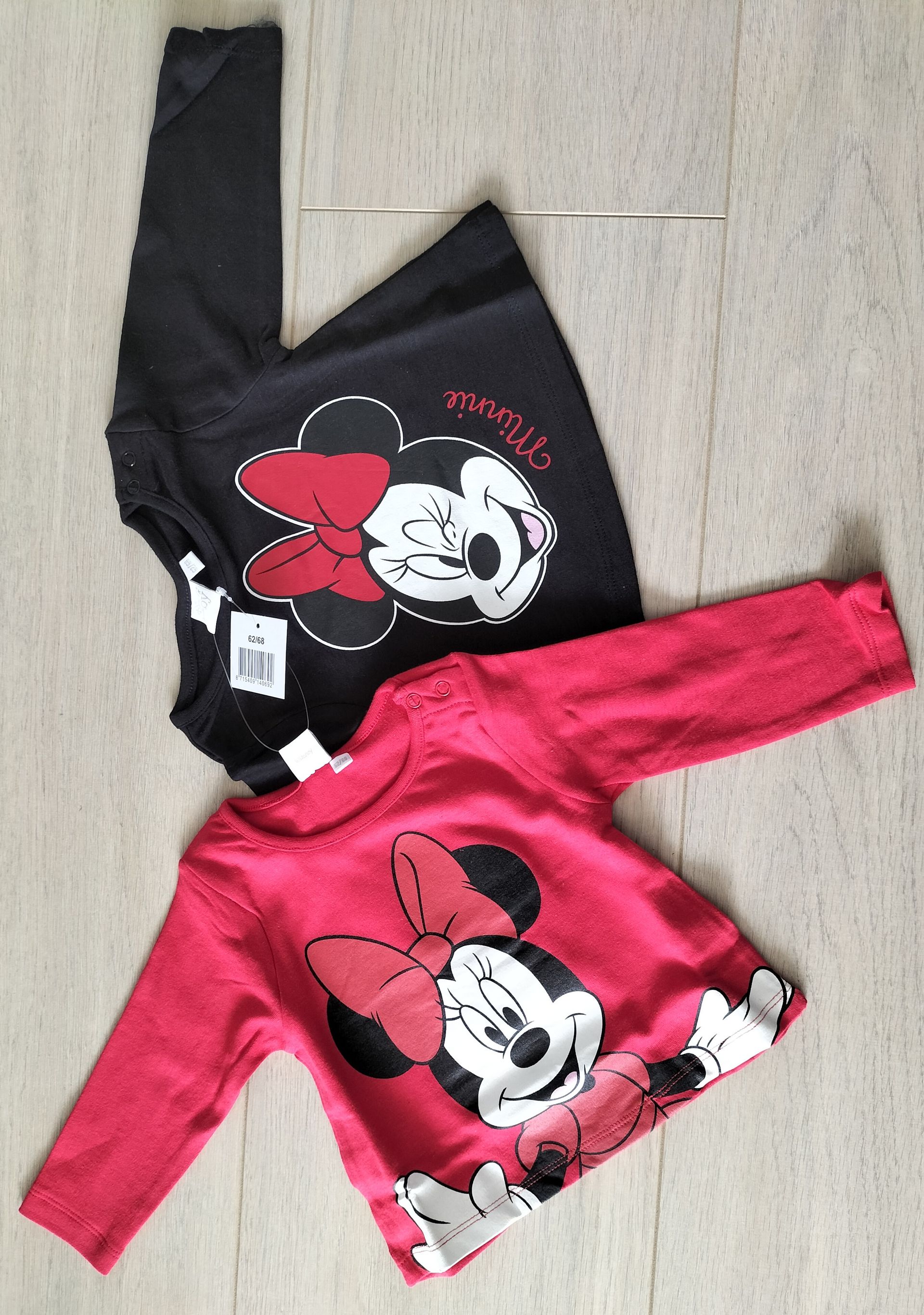 Disney Minnie Mouse shirts zwart en rood maat 62-68