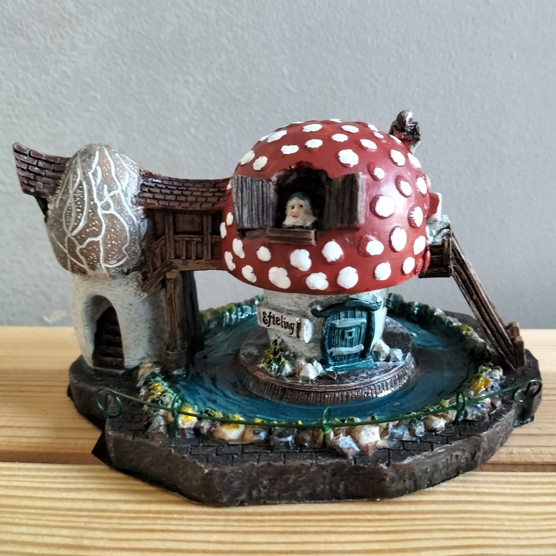 LuVille Efteling Kabouterhuis met LED-verlichting