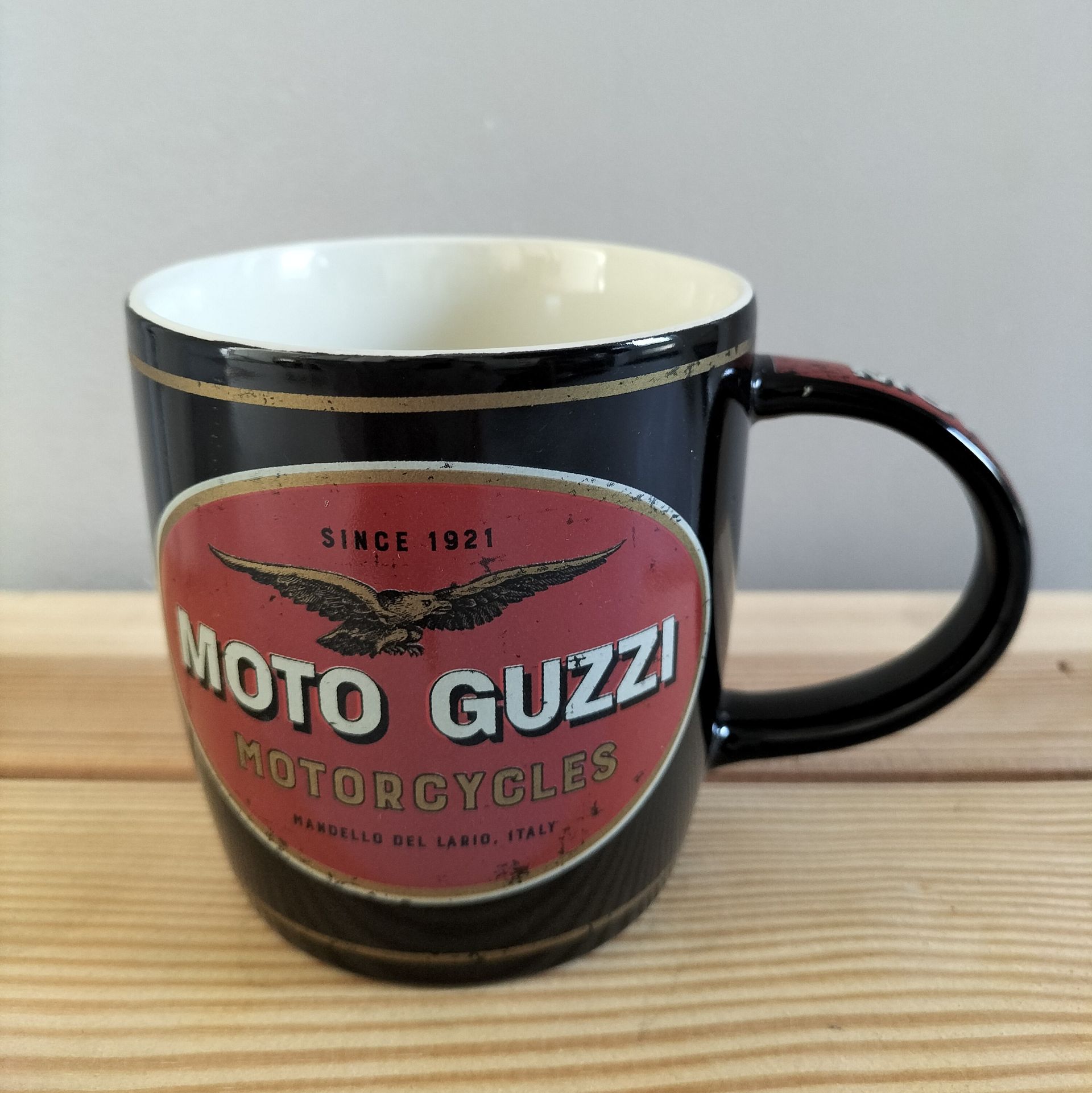 Retro koffie/theemok Moto Guzzi van Nostalgic-Art