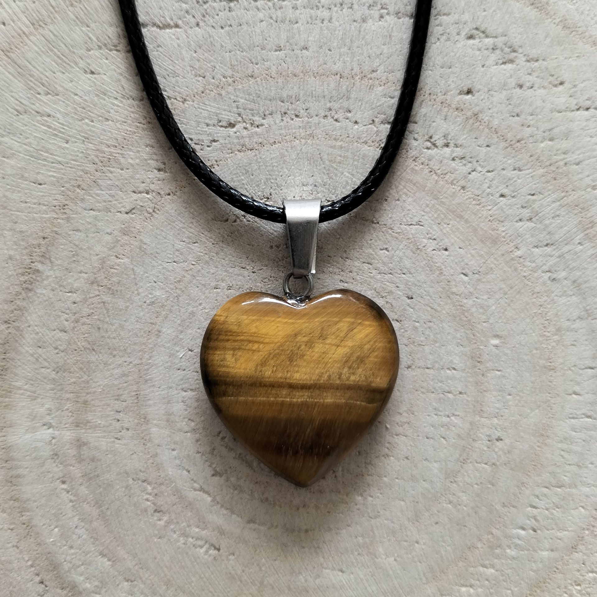 Waxkoord ketting met tijgeroog hartje