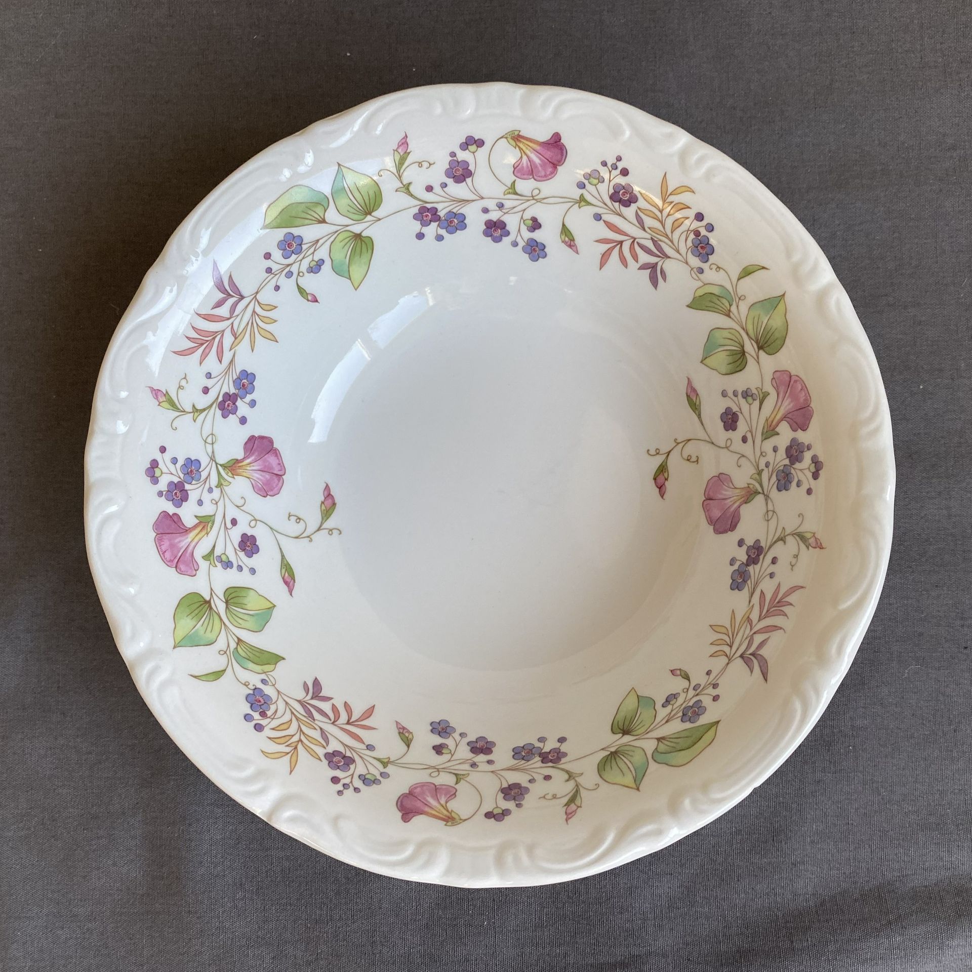 Vintage porseleinen schaaltje met bloemmotief van Pontesa Spain / Royal China