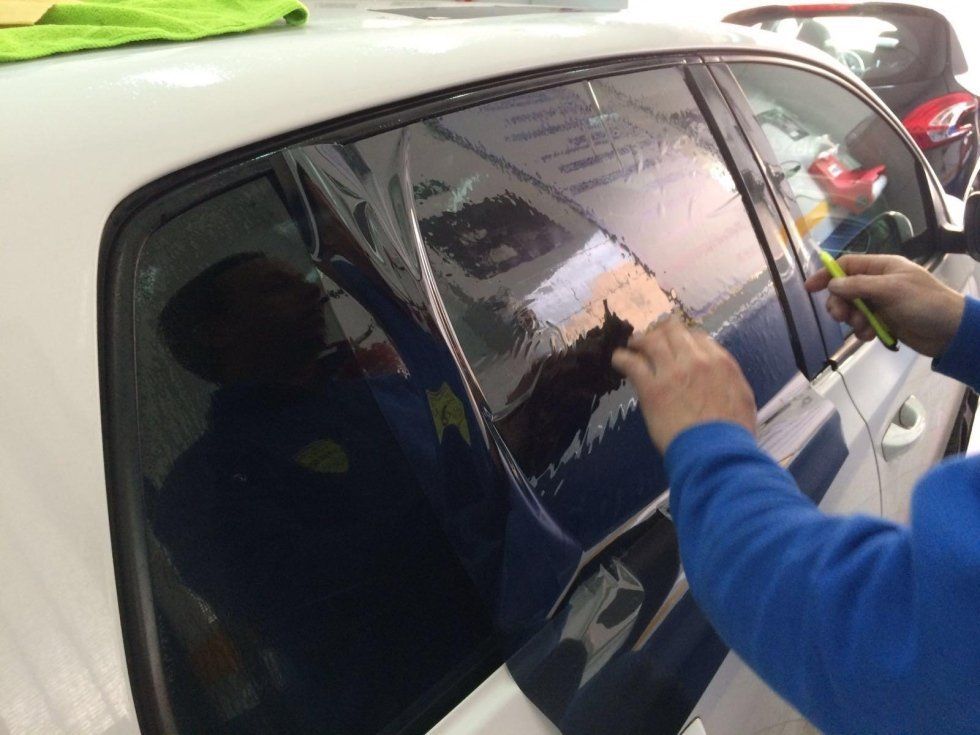 riparazione auto finestrino