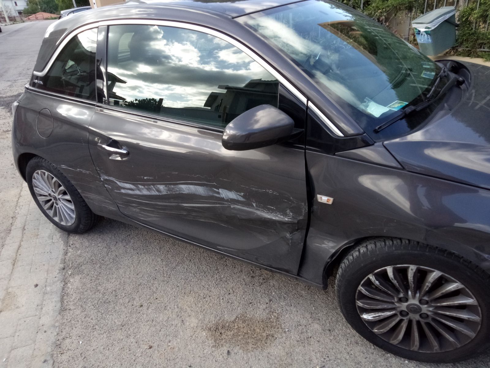 riparazione auto sportello