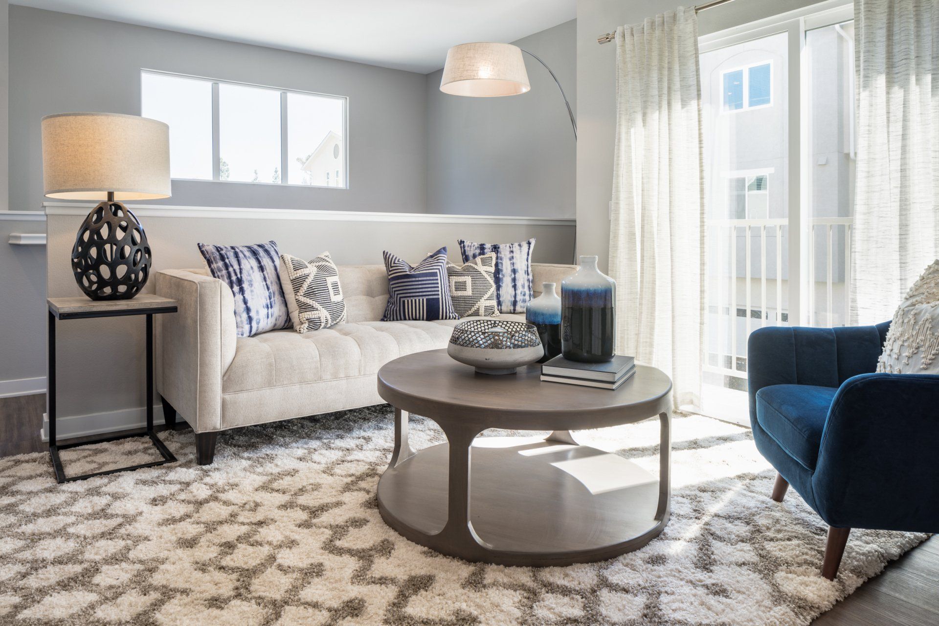 Villea Lake Murray Living Room Photo