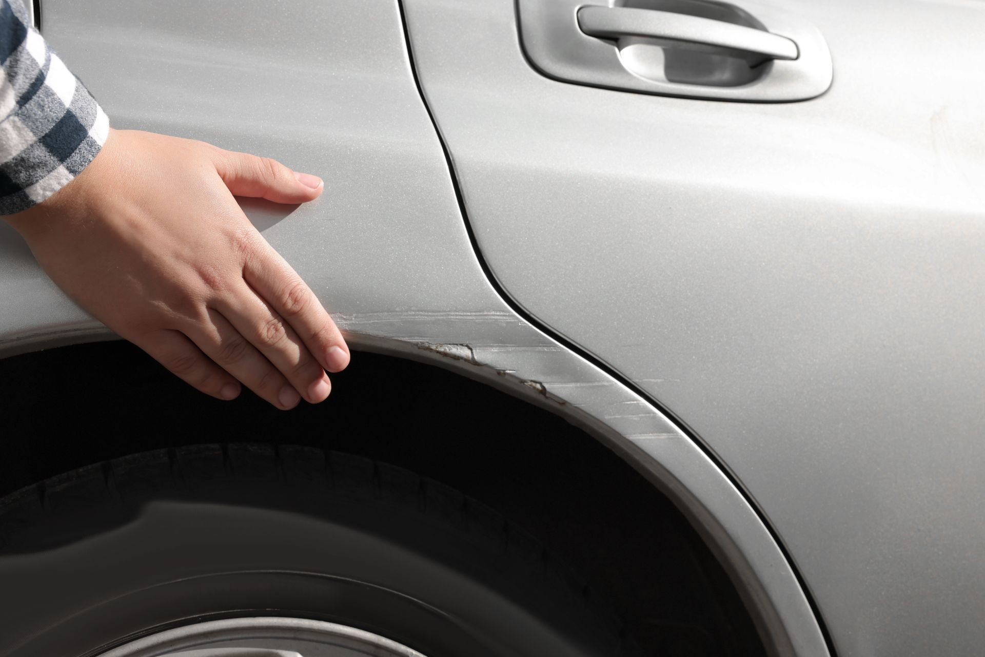 5 Tips for Identifying Hidden Car Damage