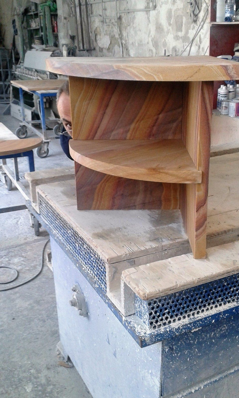 Arredamenti a Vigevano - Complementi d'arredo in marmo