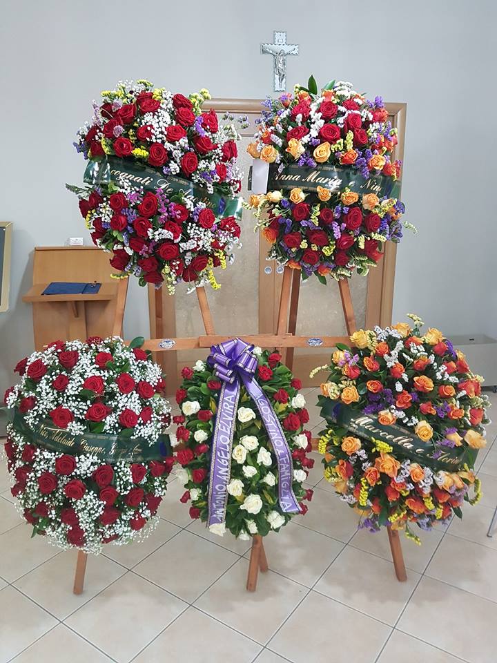 addobbi floreali per onoranze funebri