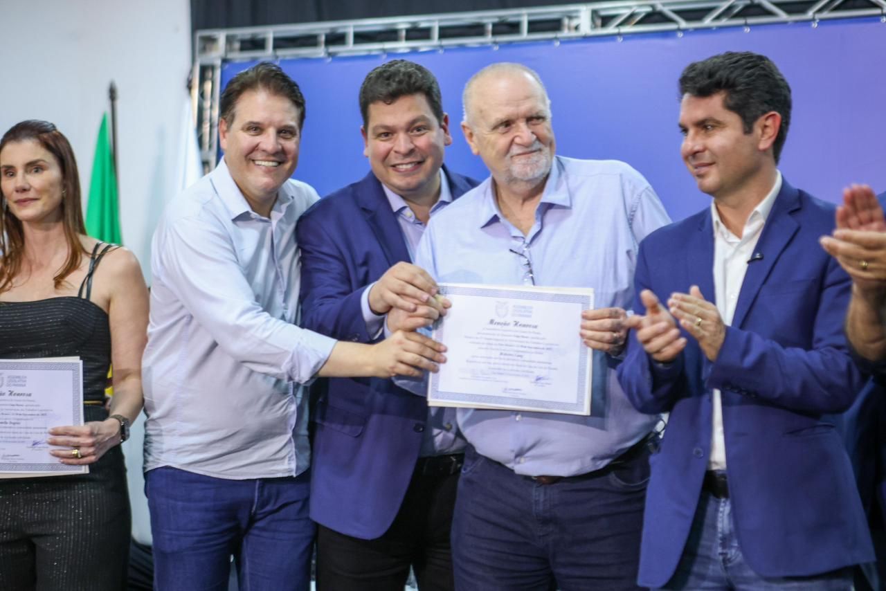 Gugu Bueno participa da Assembleia Itinerante em Pato Branco durante a ExpoPato com lideranças do Sudoeste