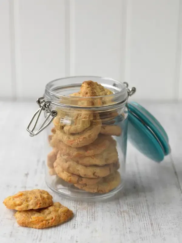 Cinnamon and Carrot Cookies