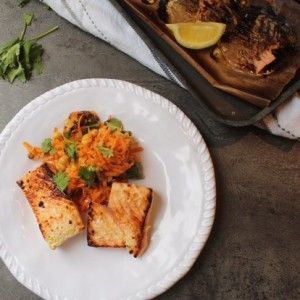 CARROT, CHICKPEAS AND APRICOT SALAD WITH GRILLED SALMON