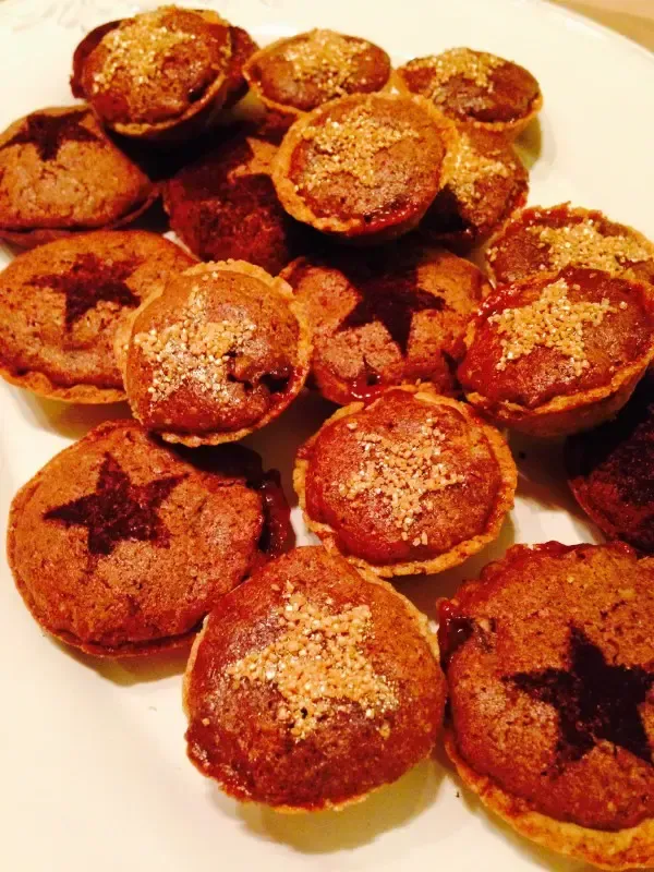 Caramel, Pear and Pecan Christmas Pies