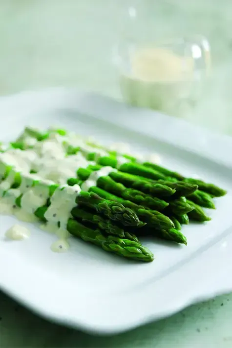 Asparagus With Shallots, White Wine and Selles-sur-chere Sauce