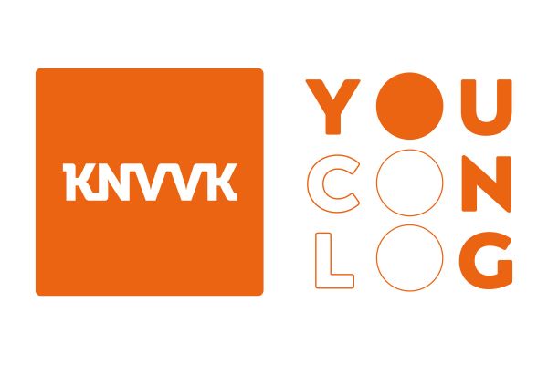 Het knvk-logo heeft een kroon en sneeuwvlokken erop
