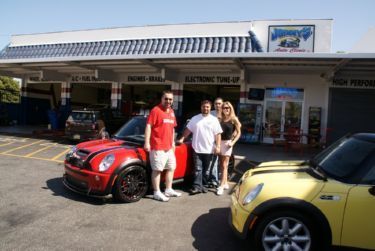 red_mini_cooper_2