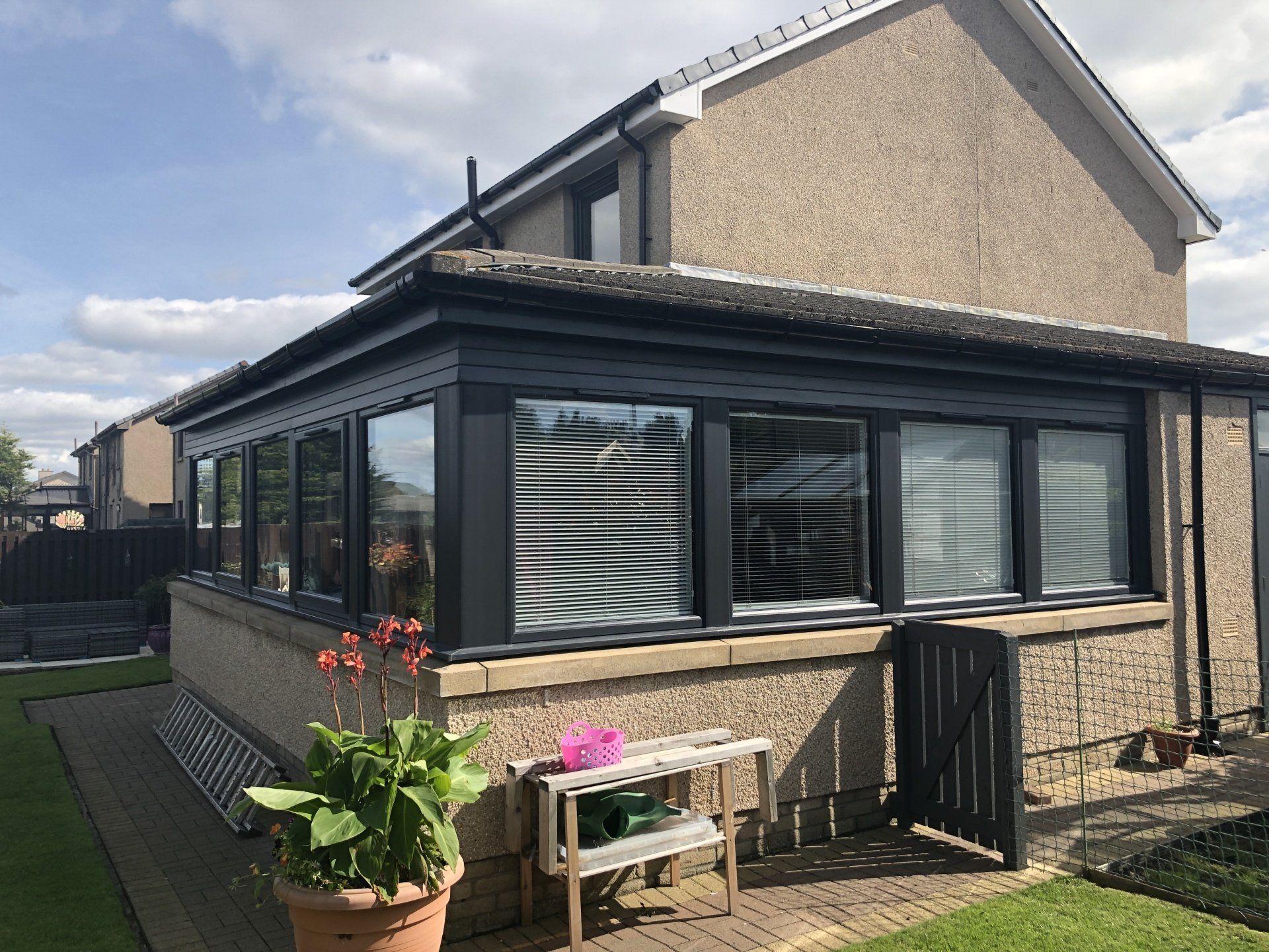 Window Store windows