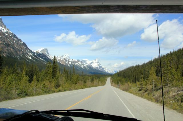 GOGOcamper.be - Reizen met een camper, mobilhome of motorhome betekent vrijheid, onafhankelijkheid, buiten leven, onthaasting, openstaan voor het onverwachte, eenvoud, kort bij de natuur, slow travel, ontdekken, … en toch zorgeloos en met veel comfort. 