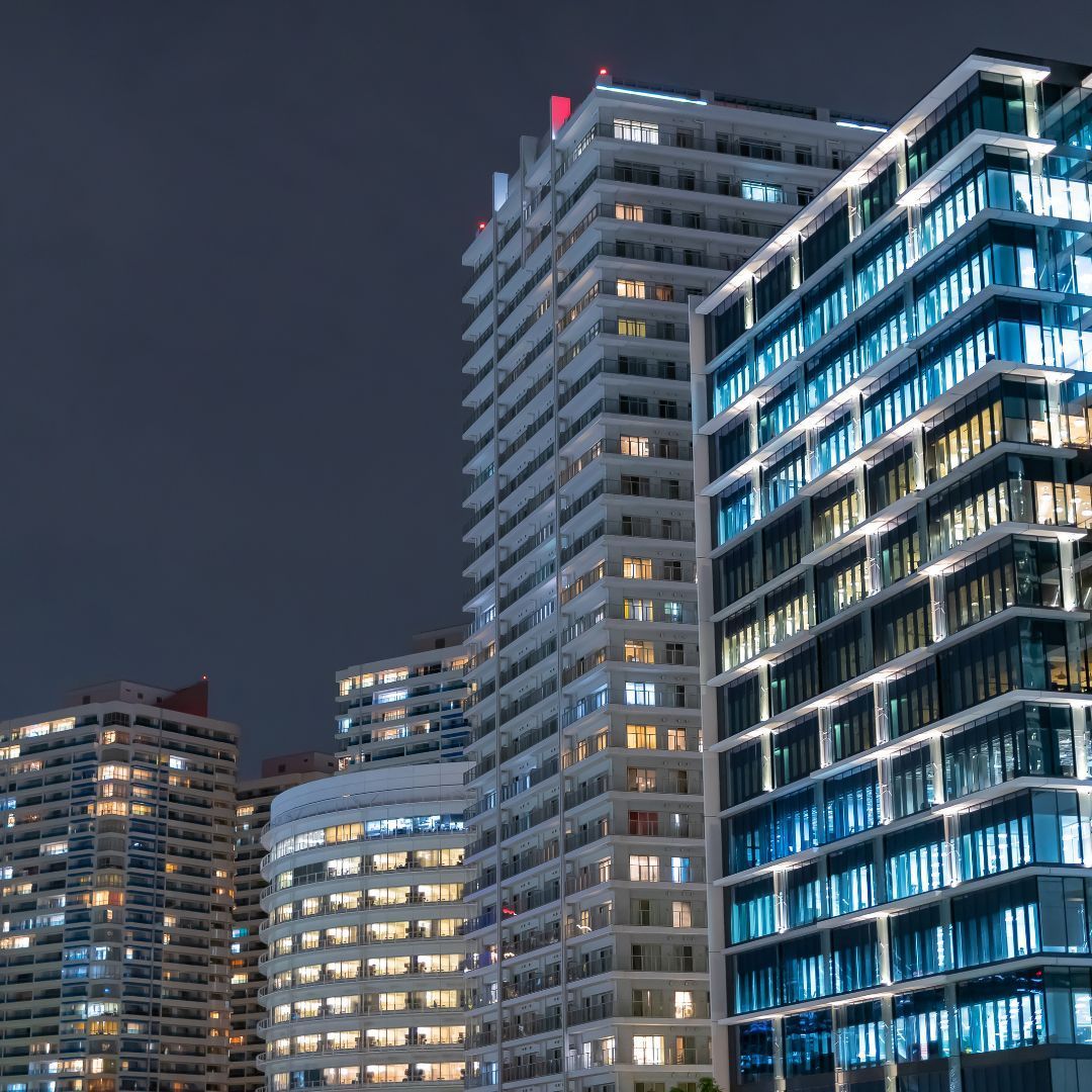 What role does flood insurance play for condo associations, and when is it required?