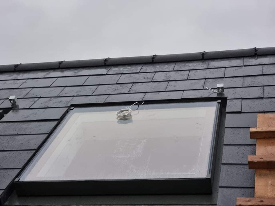 Picture of a new Velux window fitted by Roofers London