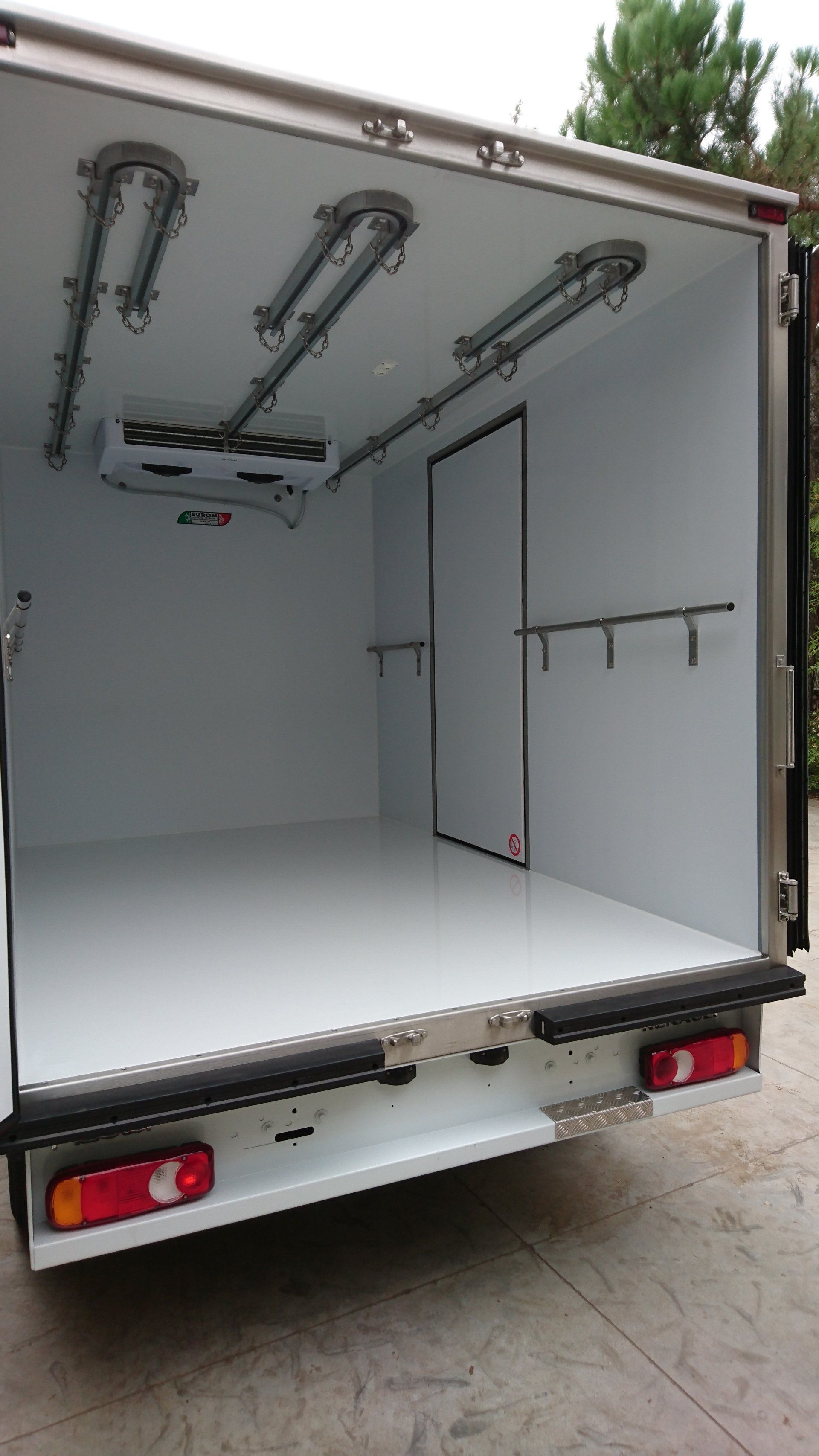 Allestimento di veicoli commerciali