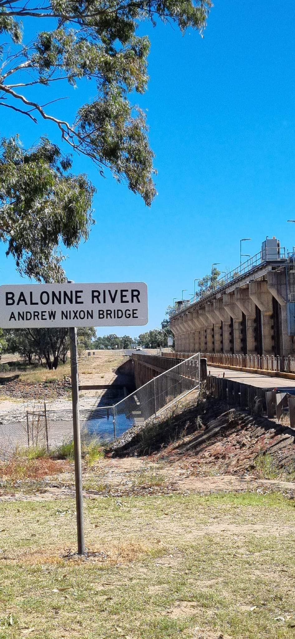 Balonne River Andrew Nixon Bridge — Queensland, AUS — Down Under Tours