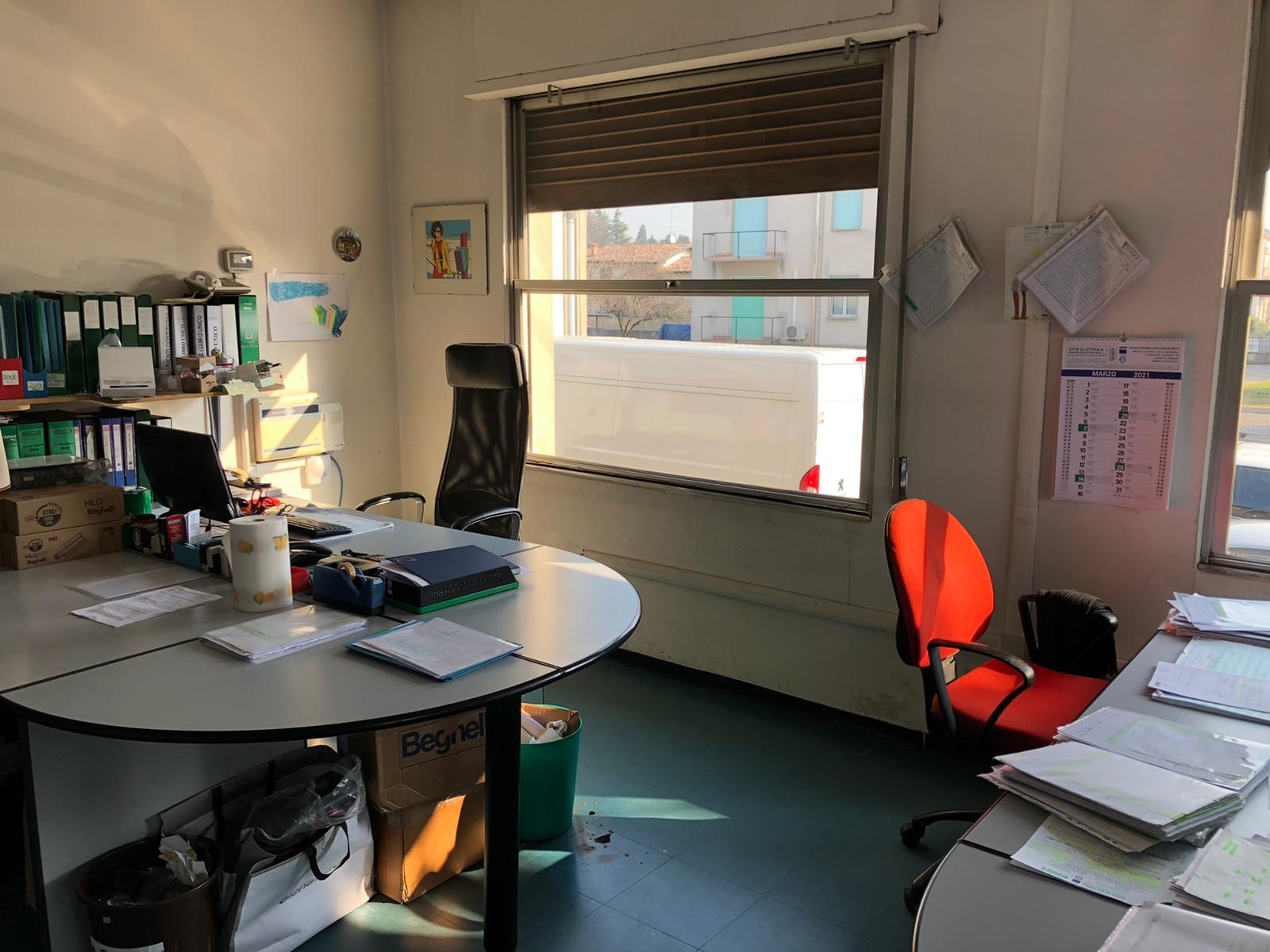 ufficio dell'impresa specializzata in impiantistica