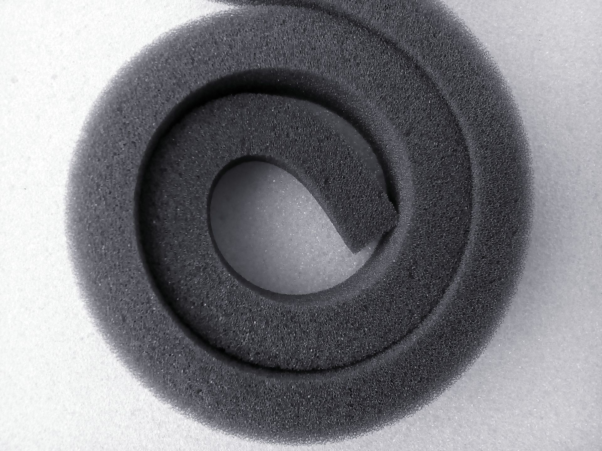 foam rubber rolled material