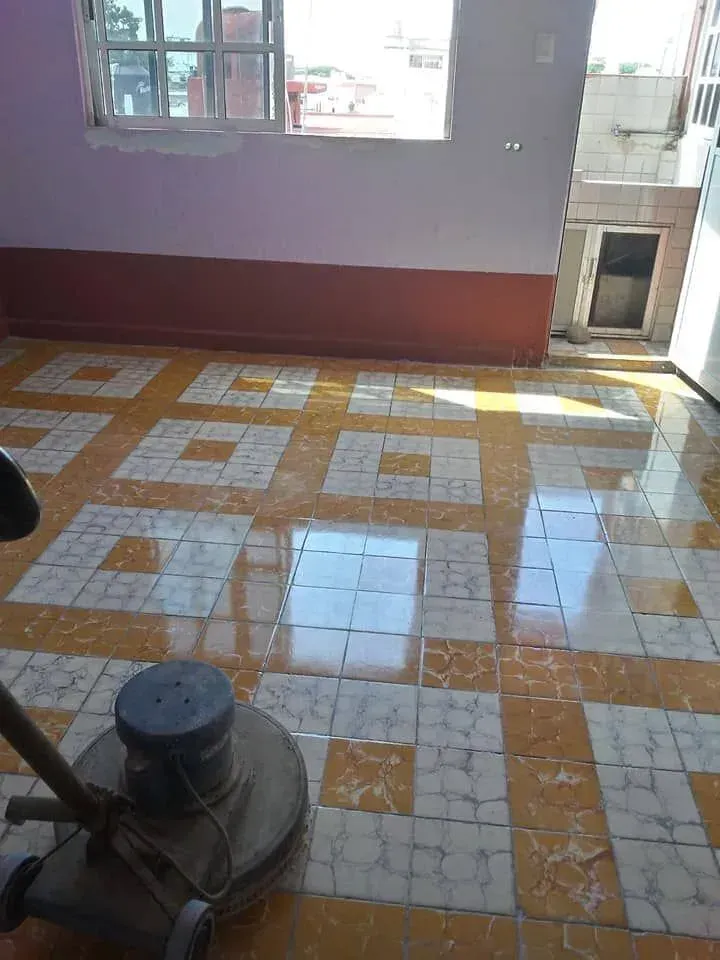 QUÍMICOS Y SERVICIOS RUIVEL