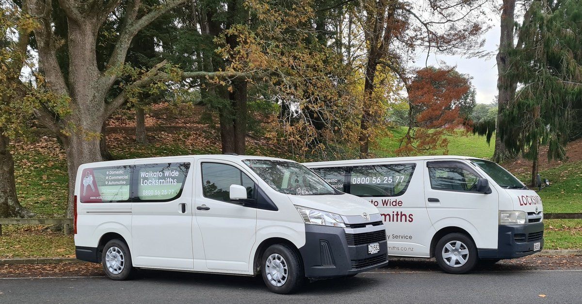 Waikato Wide Locksmiths van parked in the customer premises 