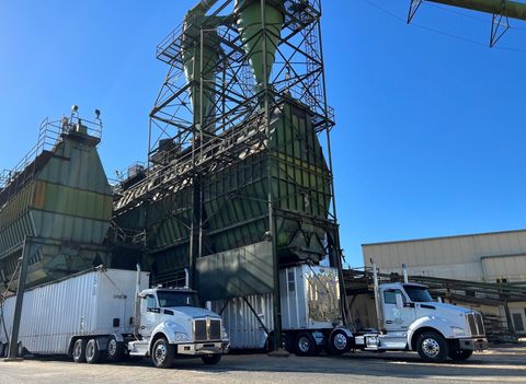 Wood Chip Transportation — Wood Chip Transportation Truck in Springfield, OR