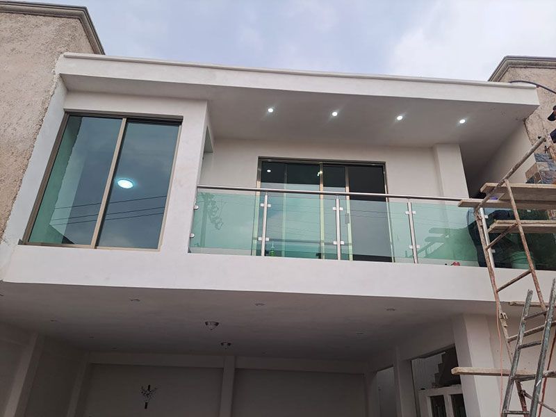 CANCELERÍA DE CRISTAL TEMPLADO