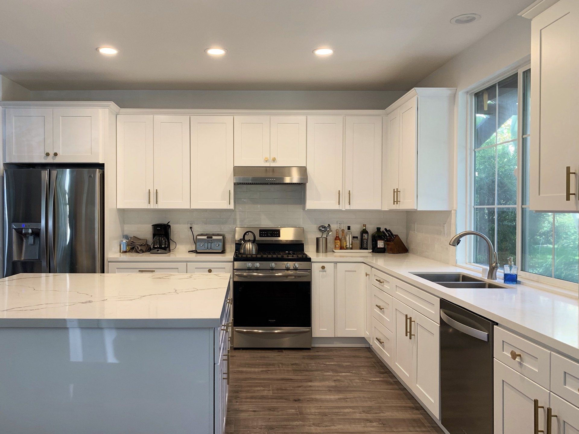 Guilin Cabinets | Kitchen and Bathroom Remodeling | Orange County, CA
