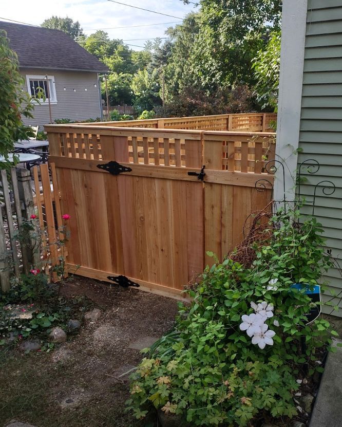 New Wooden Fence | South Elgin, IL | Ozone Fence & Deck