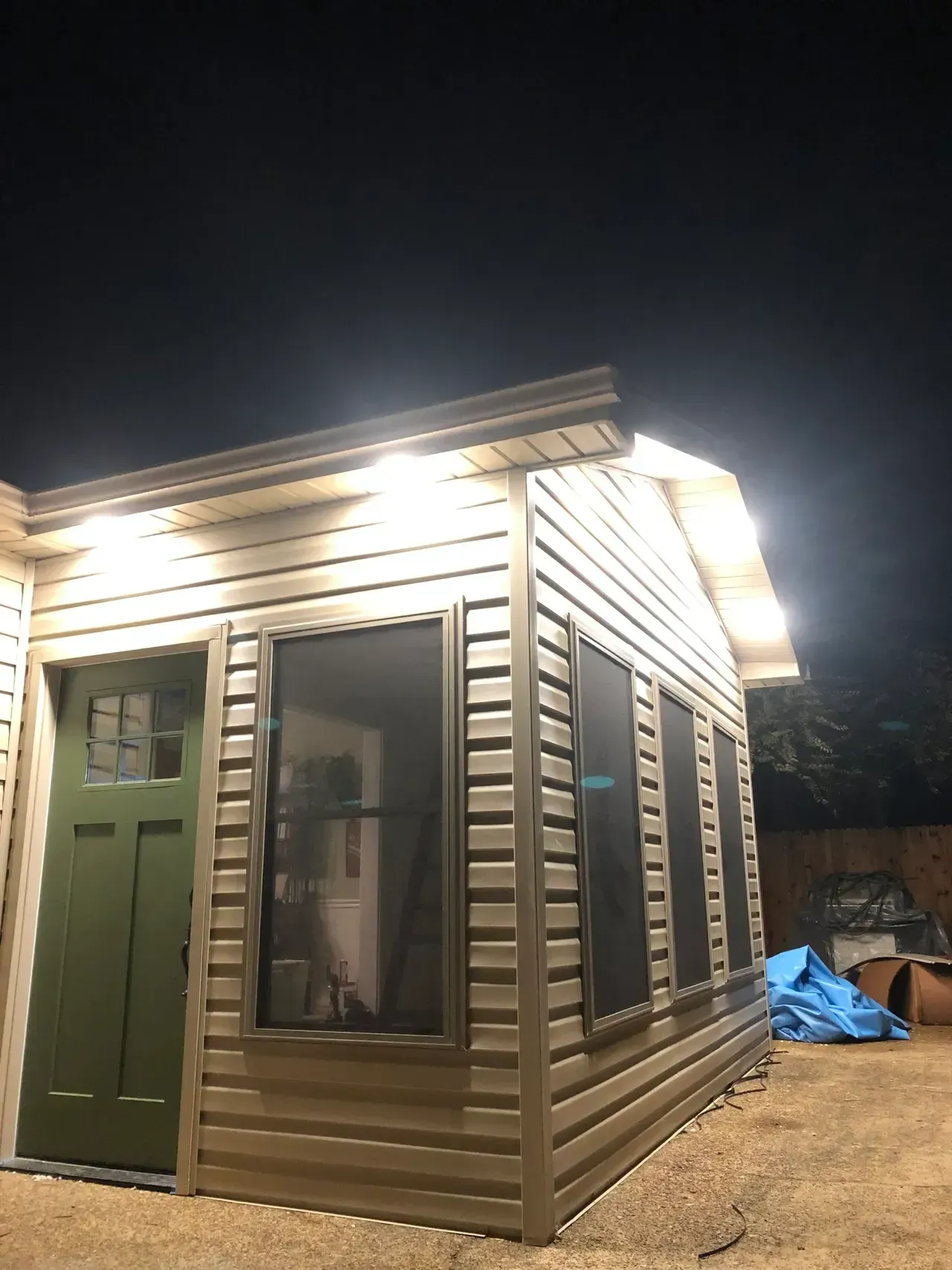 A night time shot of an outdoor lighting installation in Batesville, AR by DyeHard Electric