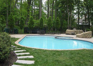Rounded Pool Type — Scotch Plains, NJ — B & G Outdoor Rooms
