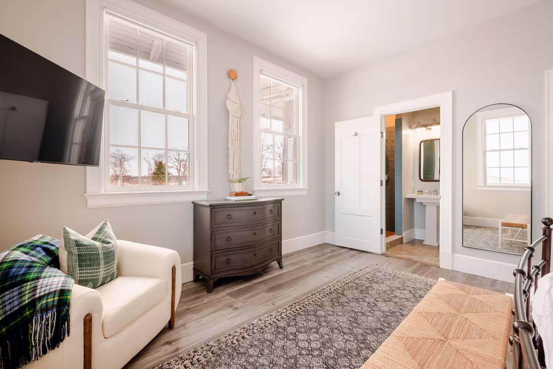 BellMoor King Suite Downstairs