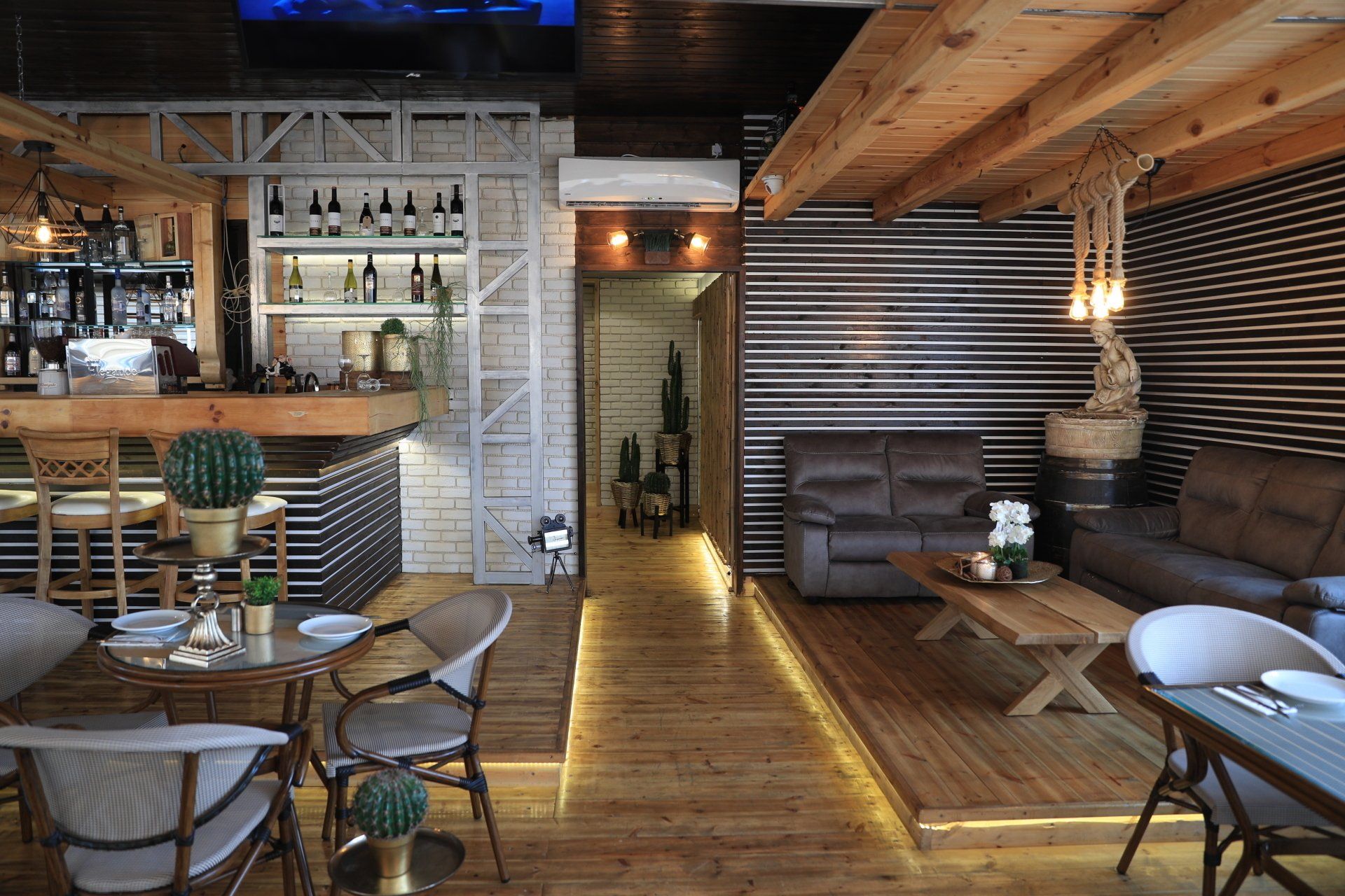 אדריכלות ועיצוב מנאל איסמעיל