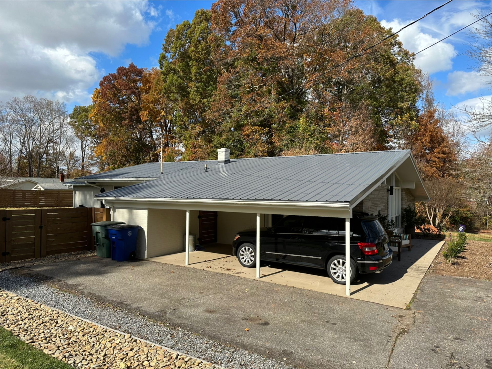House With Garage — Newton, NC — Piedmont Metal Roofing LLC