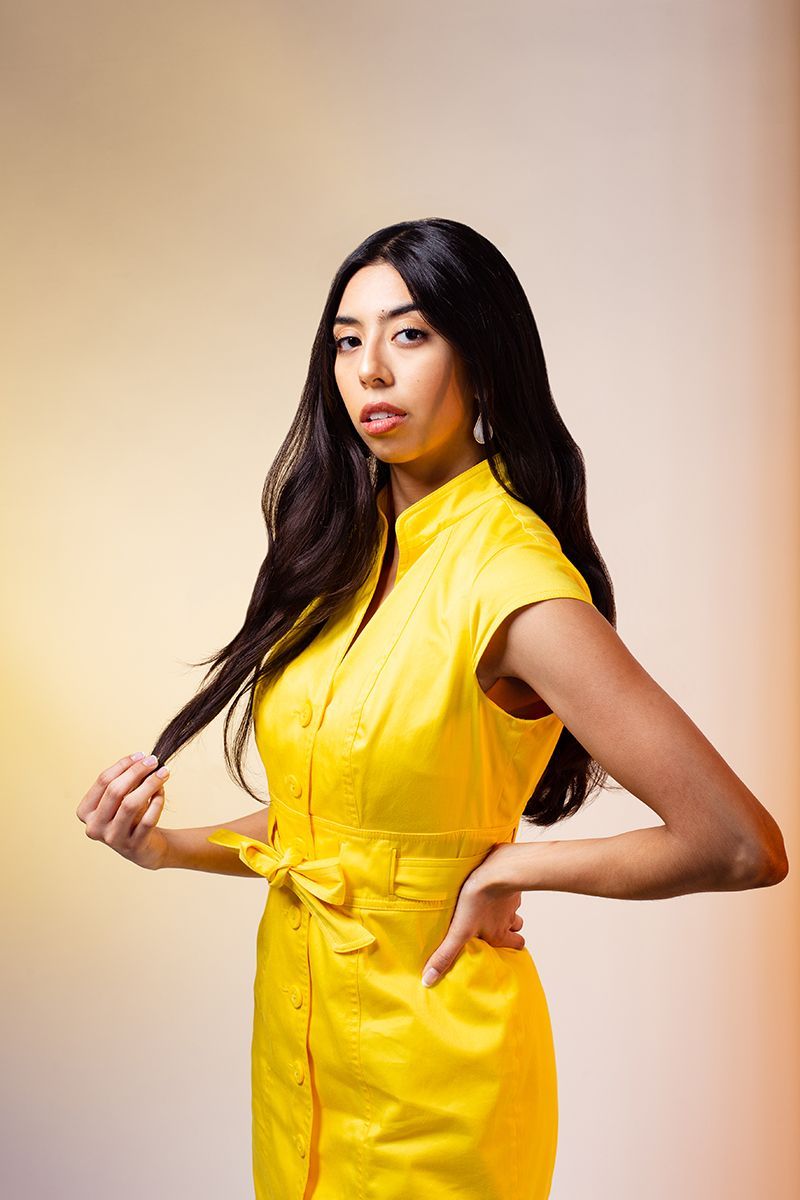 professional_headshots_in_houston_texas_studio_photography_lighting_fashion_beauty_inspo_commercial_editorial.jpg